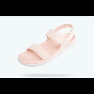 NWT! Native Ellis Sandals Dust Pink